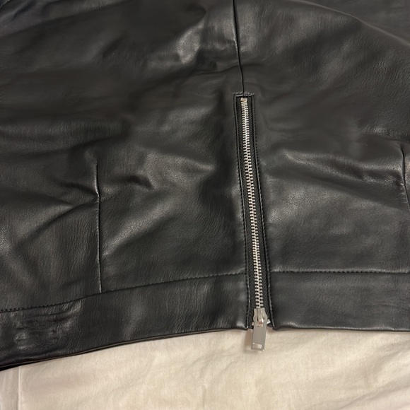 Zara basic - Picture 4 of 4